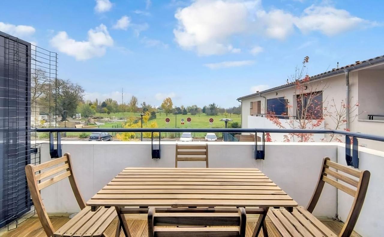 Le Lamartine - T3 Dans Un Parc Frouzins Exterior photo